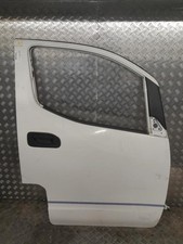 Porte avant et accessoires Nissan NV200