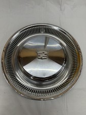 1974-1976 Cadillac 16 Vintage Hubcaps 1974-1976 Cadillac 16 Vintage Hubcaps
