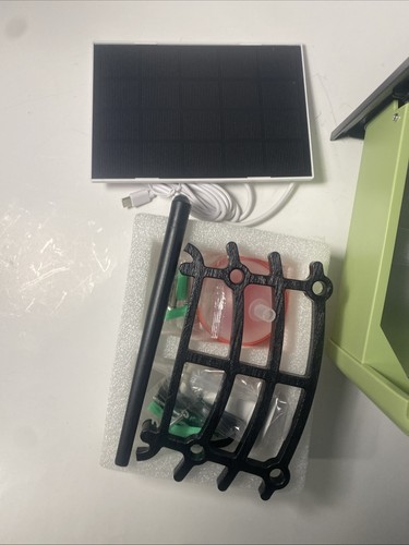 Smart Bird Feeder with Camera - 2K HD Live View, AI Identification & Black  - Picture 11 of 15