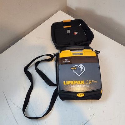 Physio Control Lifepak CR Plus With Case