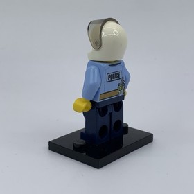LEGO &reg; - City &trade; - Set 60141 - Police Officer Shirt with Dark Blue Tie (cty0772)