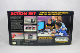 Juego de acci&oacute;n original Nintendo NES caja vac&iacute;a, espuma de poliestireno, manuales y folletos SOLO