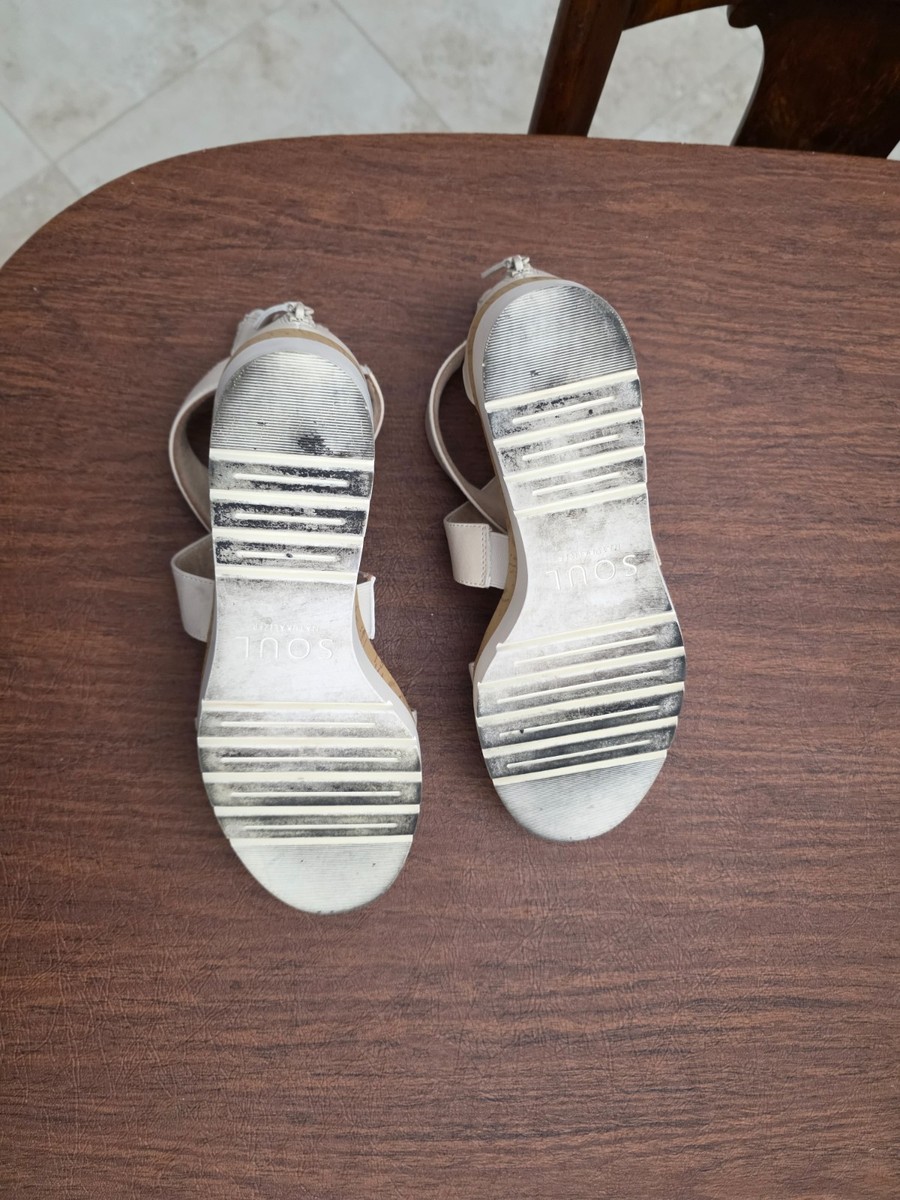 Naturalizer Goodtimes wedge sport sandal in cream- size 7.5 med View 5