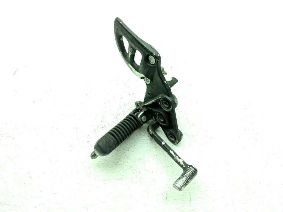 99 07 Suzuki Hayabusa GSX1300R Right Front Driver Peg Rearset w/ Brake Pedal - Image 3 of 4