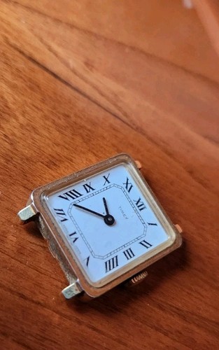 Orologio Uomo E Donna Unisex Vintage 1978 TIMEX Tank Style Manuale Carica Riparazione - Foto 2 di 6