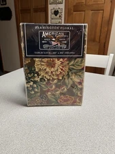 AMERICAN LIVING Farmington Floral 60" X 84" Oblong Tablecloth Woven Cotton Duck