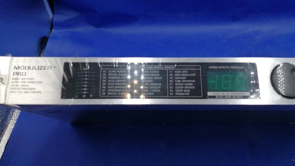 BEHRINGER DSP1224P Modulizer Pro | 24-Bit Digital Multi Effects Processor – Used - Image 3 of 4