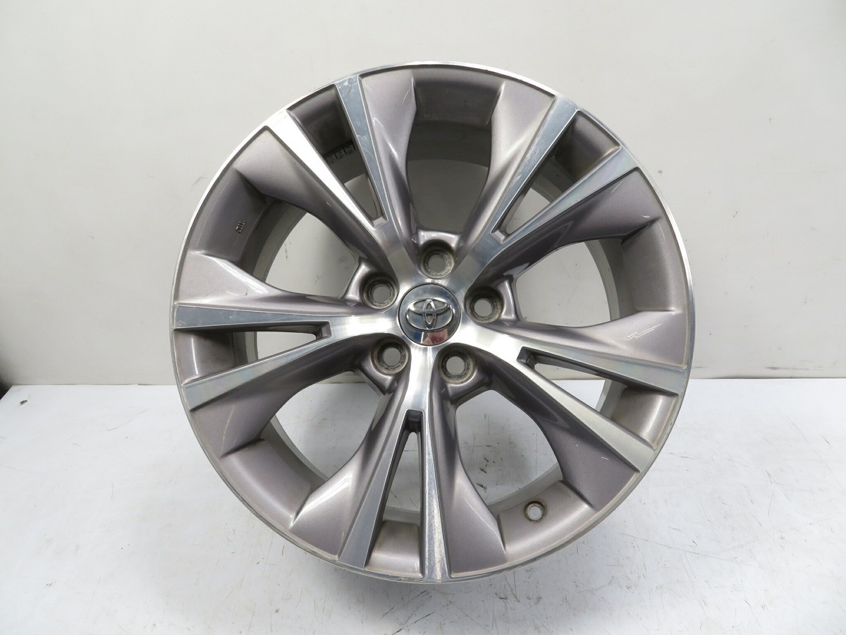 15 Toyota Highlander XLE #1233 Wheel Set, Tire & Rim 18