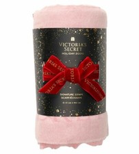 ONE SIZE Victoria's Secret Pink HOLLYDAY 2020 Woven Scarf