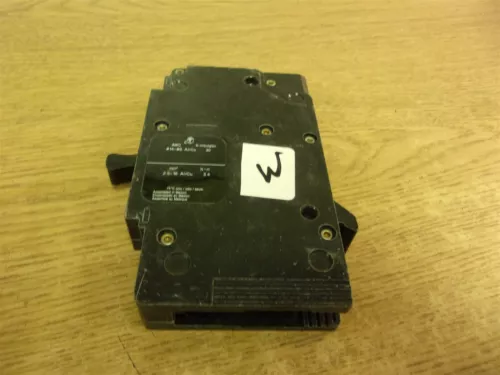 Square D EDB14015 15A Circuit Breaker "W" *FREE SHIPPING*