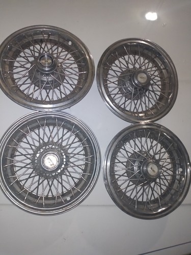 Chevrolet Caprice hubcaps.15 Whole set, center pieces included. - Picture 17 of 17