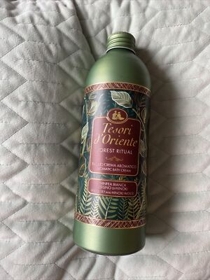 Tesori d'Oriente  WALDRITUAL aromatische Badecreme   WASSERLILIE und HINOKI HOLZ