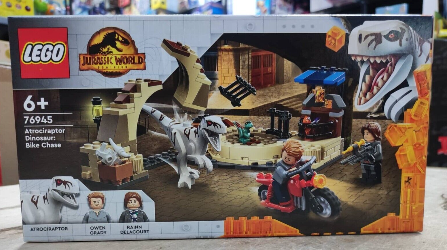 LEGO 76945 JURASSIC WORLD DOMINION ATROCIRAPTOR DINOSAUR : BIKE CHASE