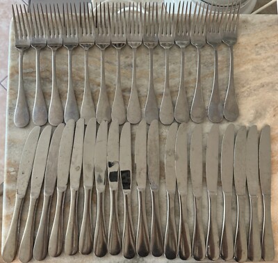 Venice (Stainless) by Winco 18/10 Stainless, Plain set 32pc knives & forks