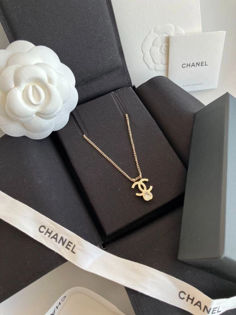Collana Chanel Cocomark cuore cristallo con scatola #33