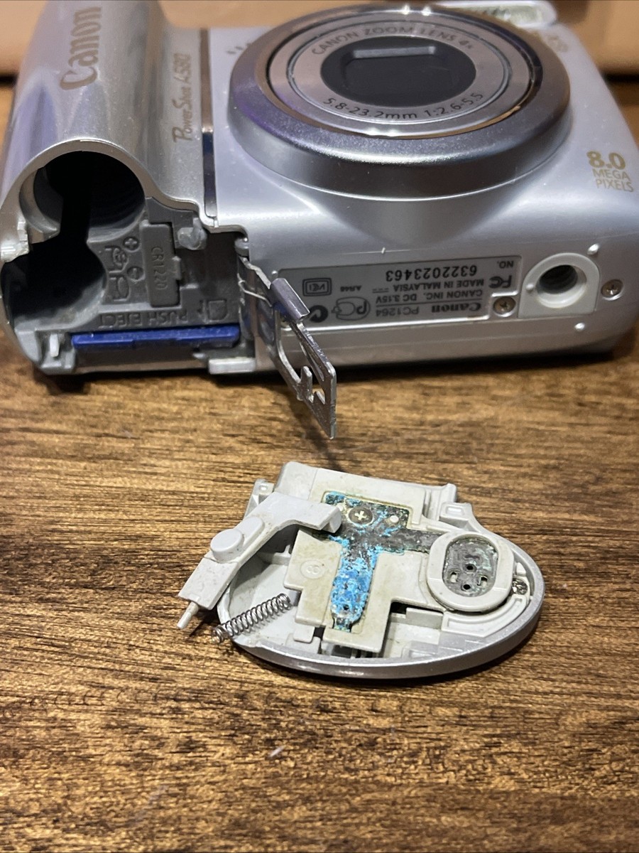Canon PowerShot A580 8.0 4x Optical Zoom Digital Camera For PARTS