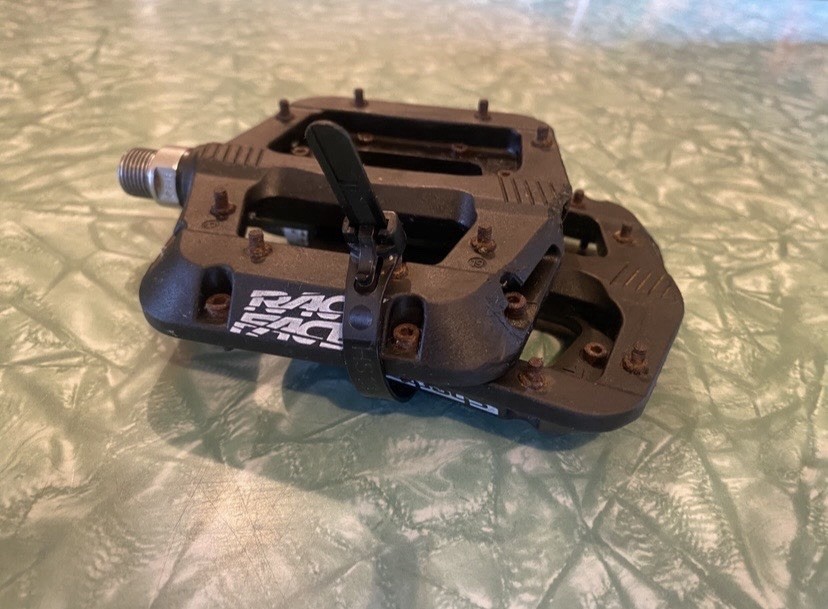 Nice Black RaceFace Chester Polymer Mountain Bike Pedals Rep