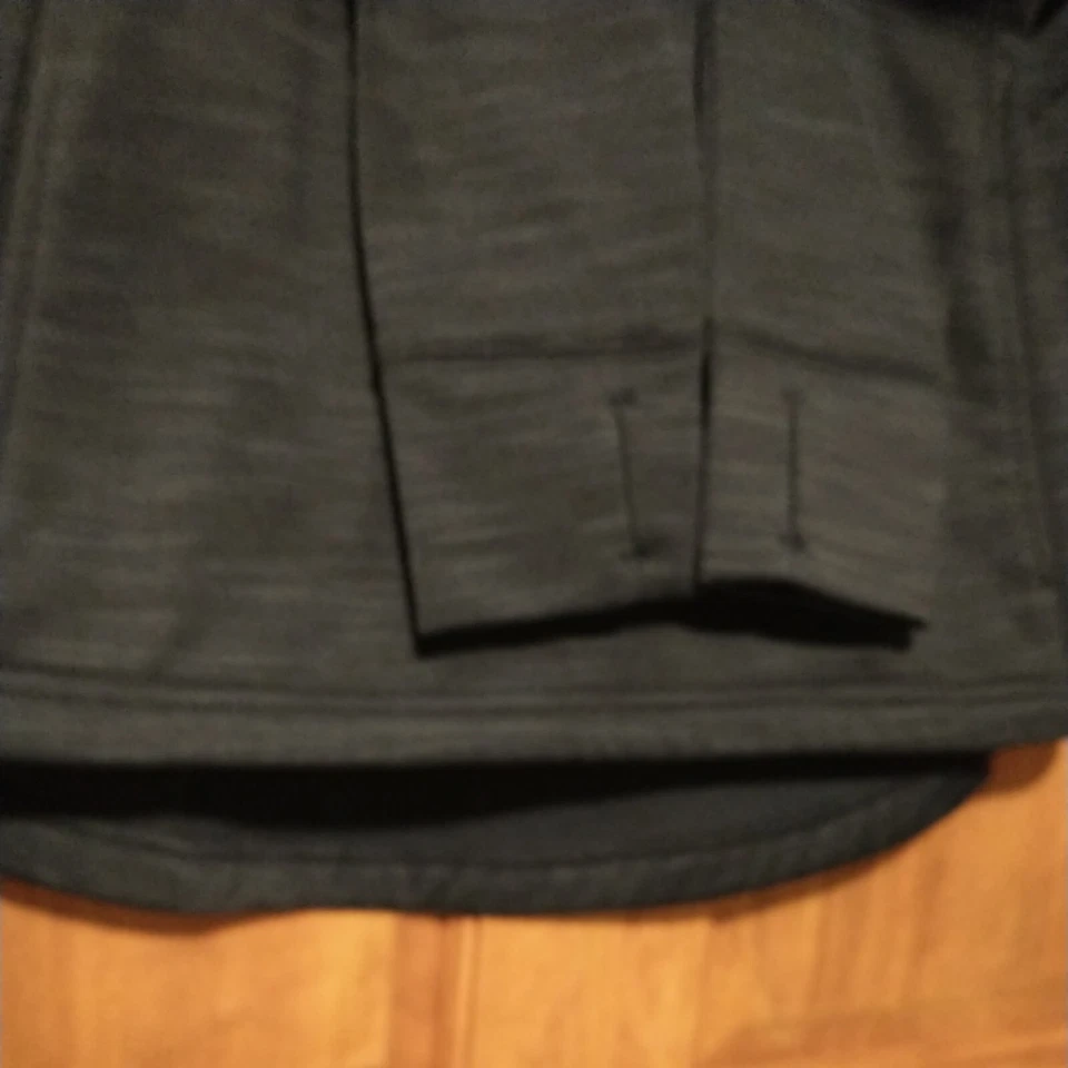 Camisa Majestic Para Mujer Talla M Forrada de Vellón 1/4 Cremallera Con Agujeros para Pulgar Foto 3 de 4