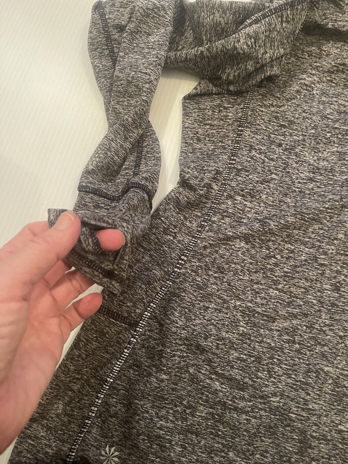 Athleta womens pullover medium - image 6