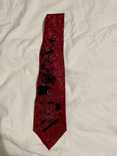 Vintage 1992 Gone With The Wind Tie 100% Silk By American Film Classics Red - Picture 2 of 5