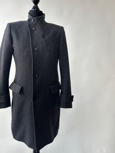 Hugo Boss Wool Men’s Coat Size 44/34R overcoat jacket - Picture 2 of 9