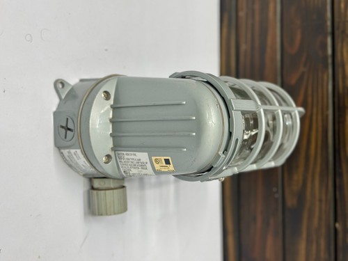 Vintage Old Aluminum Metal Exterior Wall Mount Lithonia Lighting Fixture - China - Picture 6 of 12