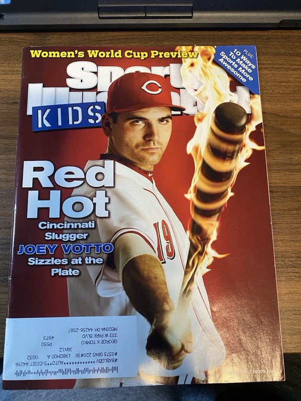Sports Illustrated Kids, June 2011, with cards, with Votto/Westbrook poster
