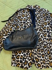 Vintage Etienne Aigner Black Leather Purse Bag Gold Hardwear Perfect Size 