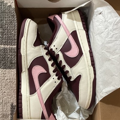 Nike Dunk Low Retro Leather Low Top Lace-Up Sneakers Burgundy/Pink/White