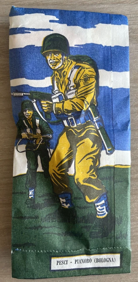 SOLDATINI DI PLASTICA ESERCITO MODERNO,PESCI-PIANORO,ANNI60 IN BUSTINA SORPRESA - Immagine 2 di 4