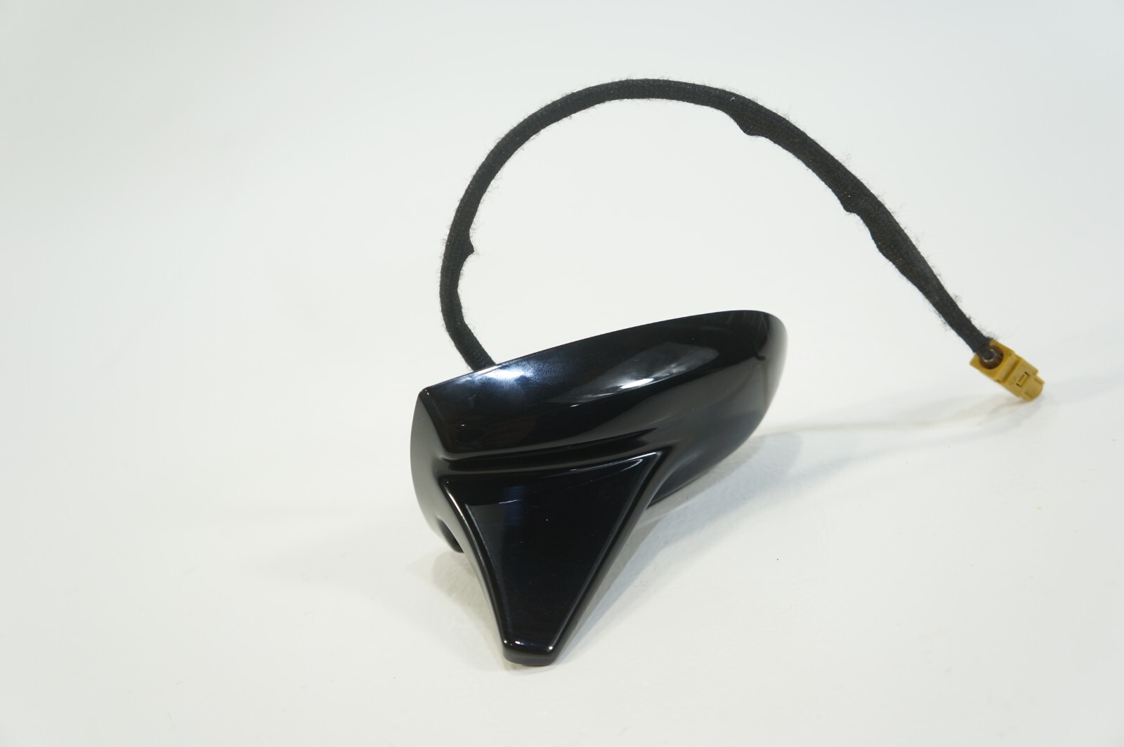 2014-2017 maserati ghibli shark fin roof top antenna antena  black 670026005