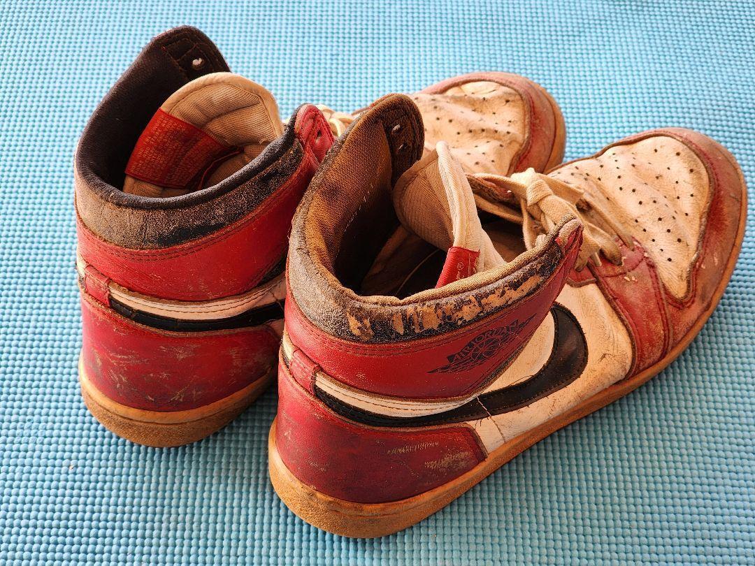 Nike Air Jordan 1 Chicago US10.5 Made in Korea 1985 Vintage Nike Air Jordan 1 Chicago US10.5 Made in Korea 1985 Vintage