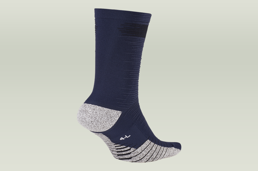 nikegrip strike light crew