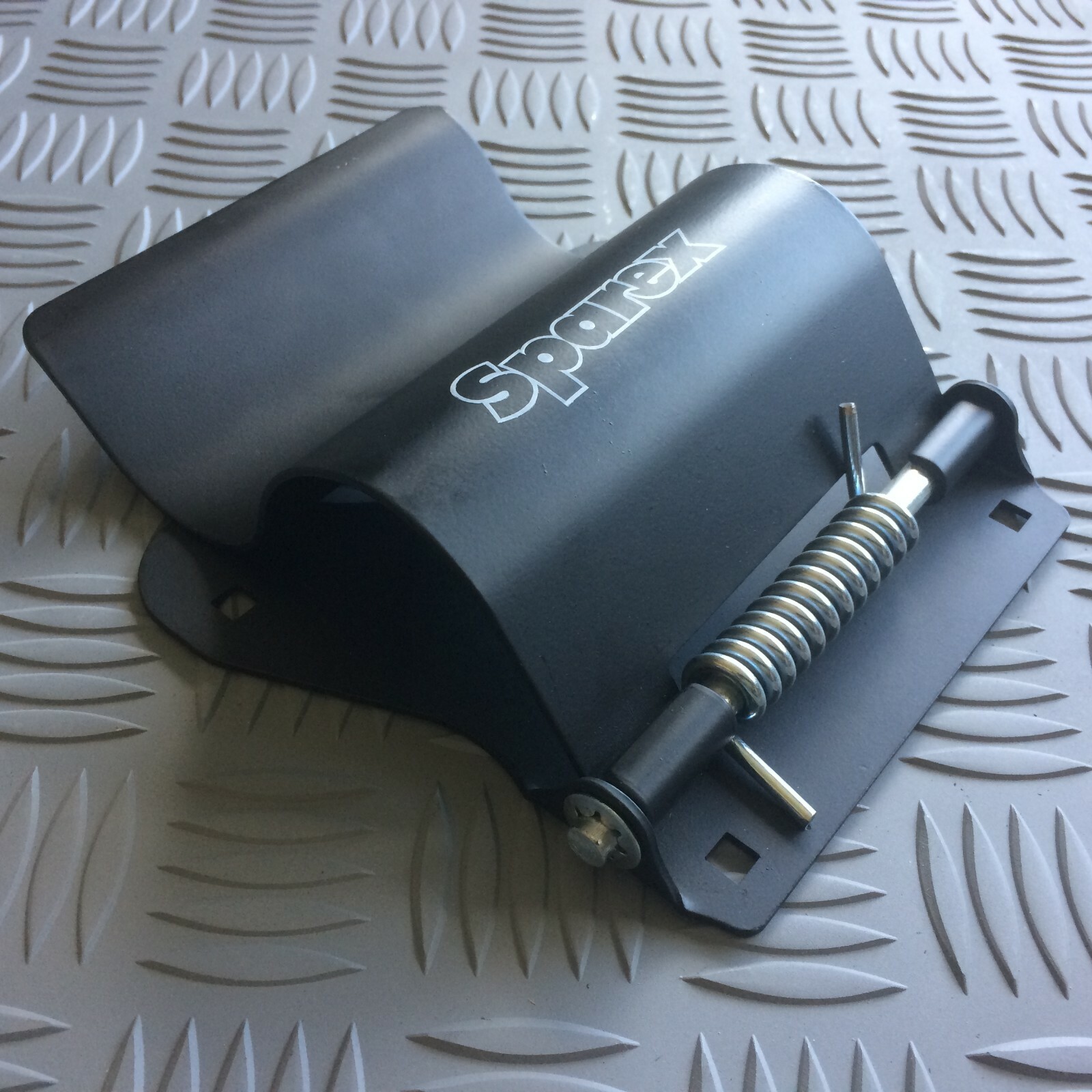 Heavy Duty, Grease Gun Mounting Bracket, Grease Gun Clamp, Mount