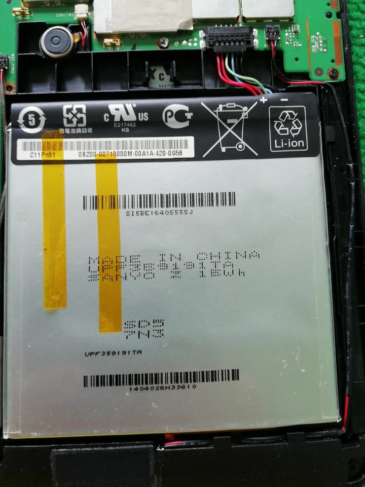 Tablet ASUS non Si Accende Da Riparare Schermo in buone Condizioni  - Immagine 4 di 4