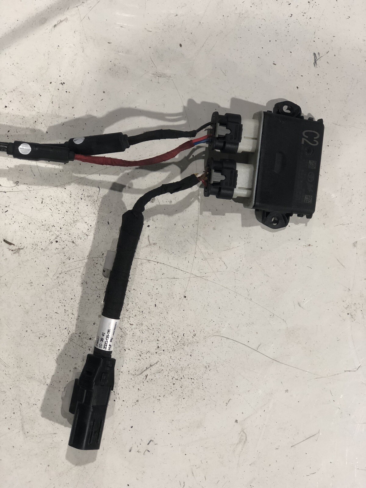 2020 - 2021 Toyota Highlander 891B2-0W110 Lift Gate Rear Kick Sensor ...