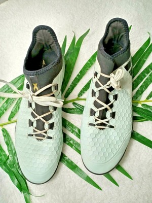 sports cleats us