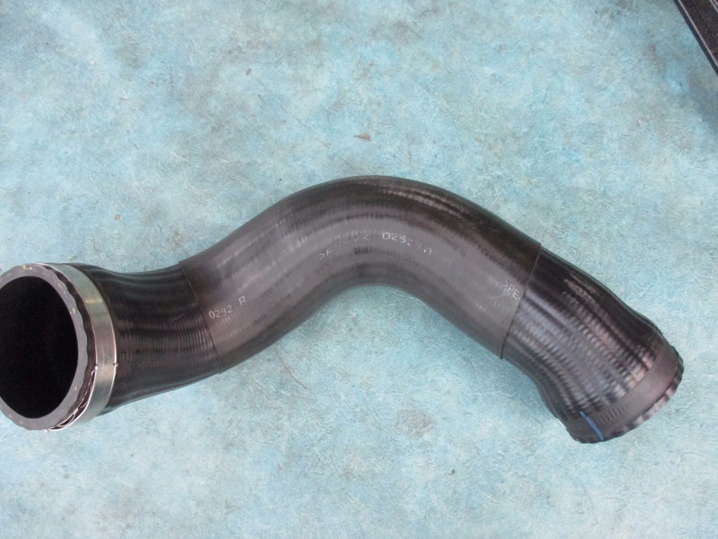 Bentley Gt Gtc Flying Spur right rh air intake charger pipe hose cooler #3 
