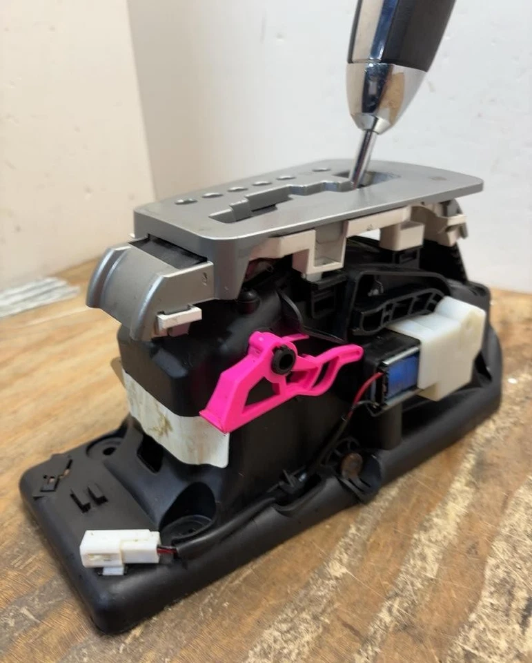 2008-2010 Dodge Avenger Automatic Transmission Floor Gear Shifter Assembly OEM Foto 2 de 4