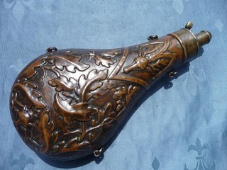 Collectable antique "Oak Leaf Fox & Stag" POWDER FLASK by G. & J.W. HAWKSLEY