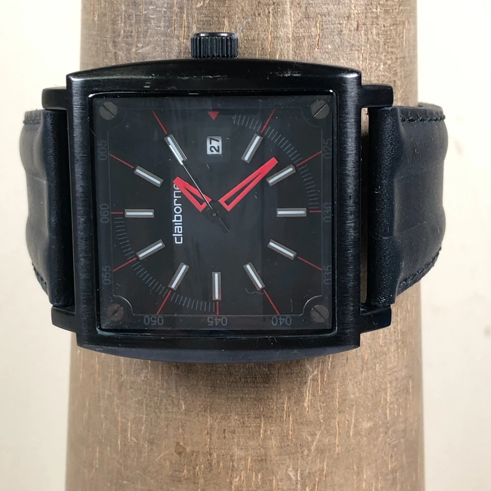 Мужские кварцевые аналоговые часы Claiborne CLM1037 Dress черная кожа квадрат 42 мм 7 1/2 дюйма - Изображение 2 из 4