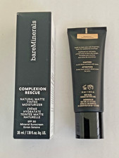 Image of Complexion Rescue Bare Minerals Natural Matte Tinted Moisturizer 35ml Bamboo 5.5