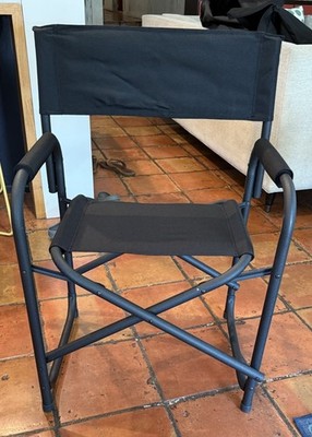 E-Z UP Standard Directors Chair, Padded Armrests and Storage Bag
