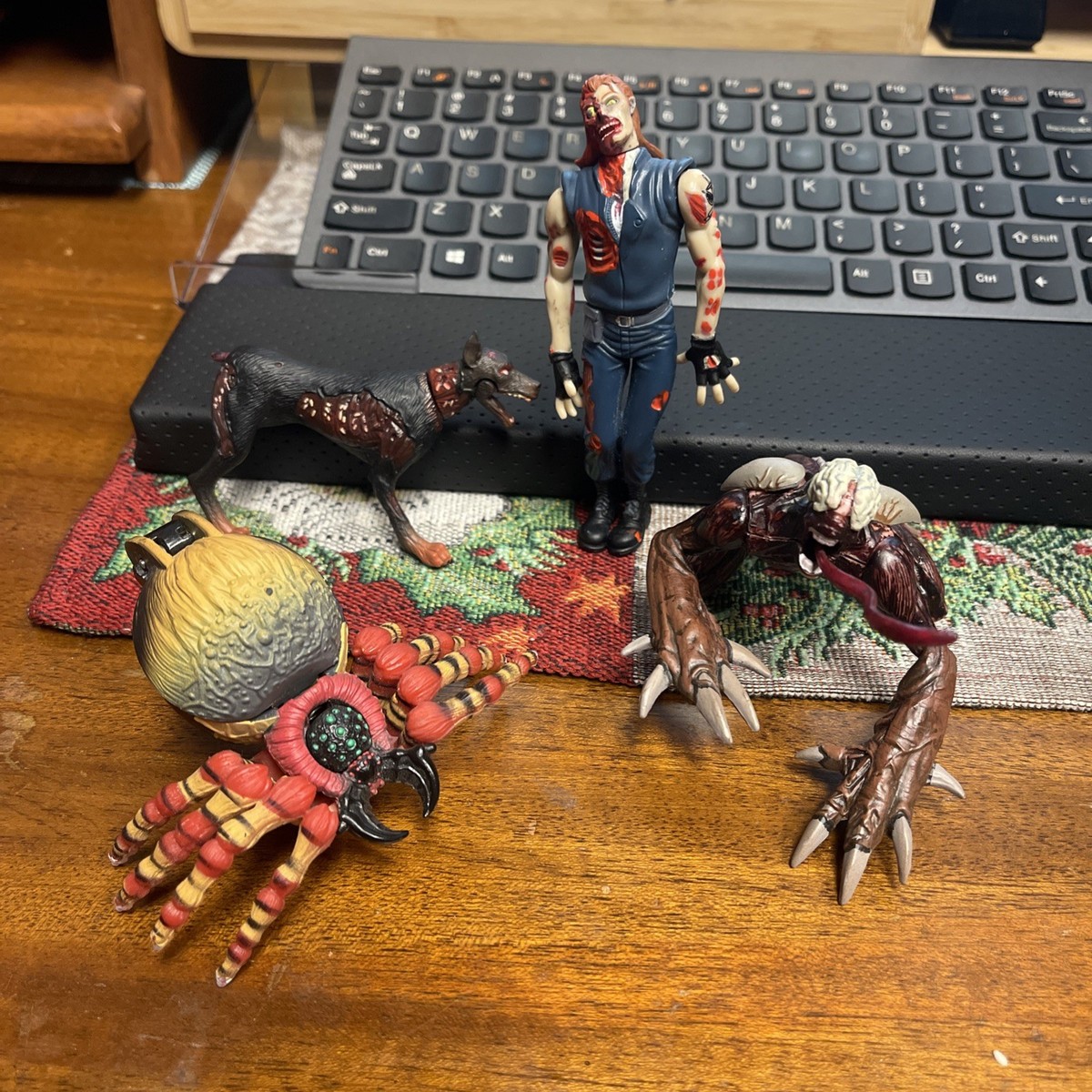 Vintage Resident Evil Licker Zombie Spider Cerberus Dog Zombie