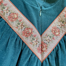 Vintage 80s Vanity Fair House Coat Dress Robe Green With Rose Trim.