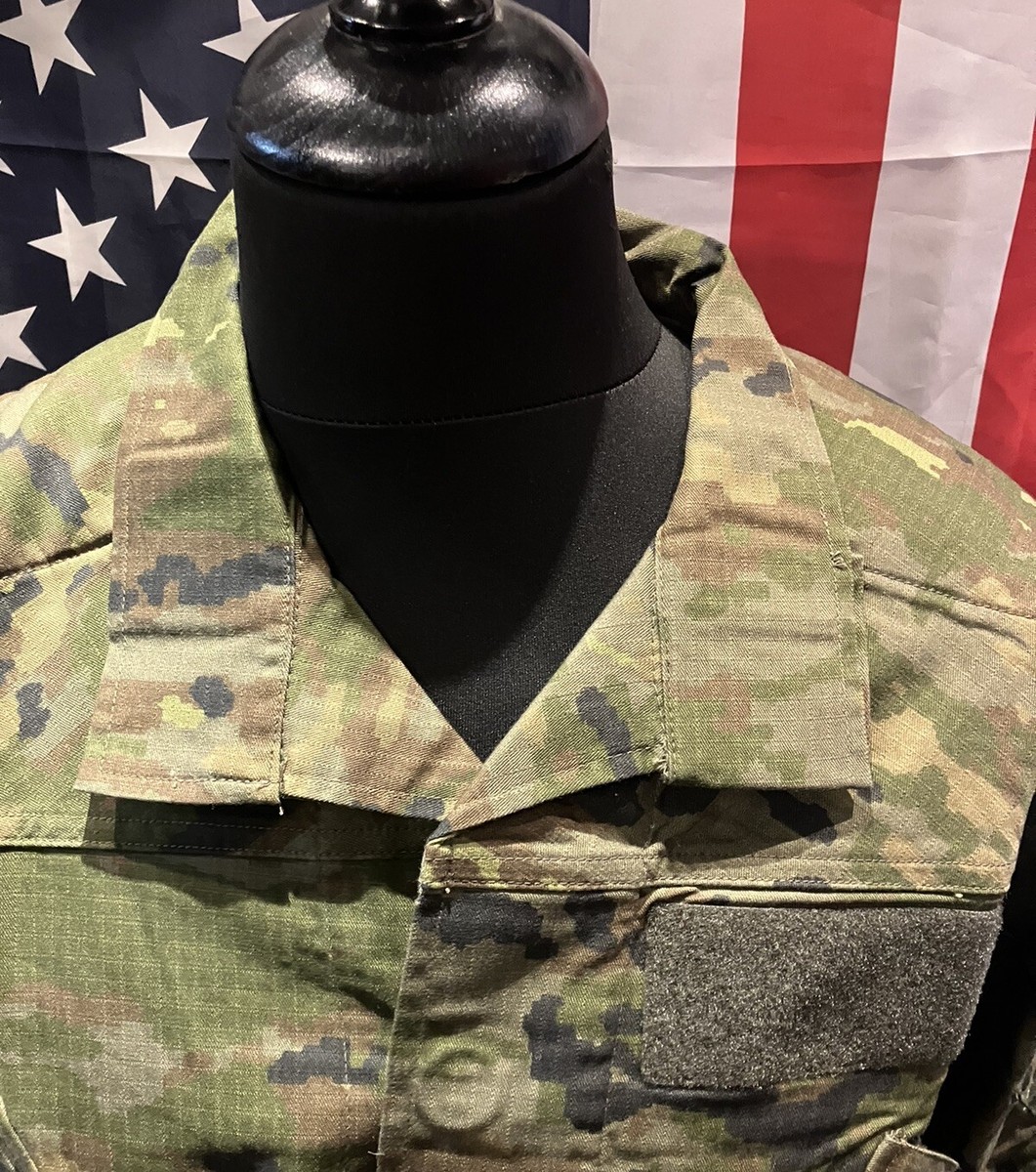 coco,s ٭͜ ARMY New Spanish Army Issue M09 Camouflage Pixelado Digital