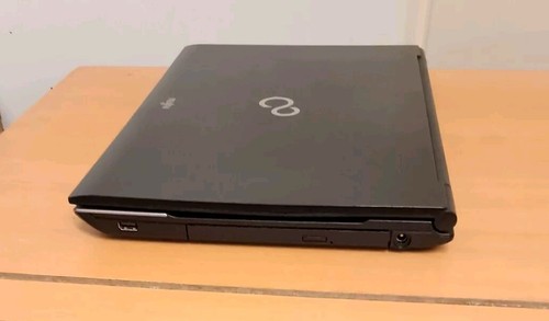 Fujitsu Lifebook 5.6" Laptop Core i5 6Gb Mem, 232Gb HD, Windows 10 Pro - Picture 9 of 9