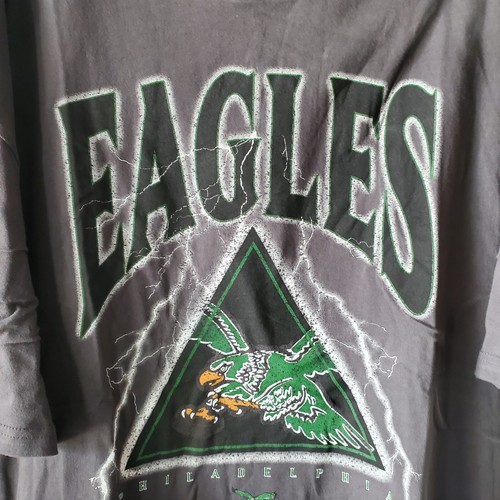 Philadelphia Eagles Shirt Women XXL Grey Short Sleeve Graphic Tee Throwback NWT - Picture 8 of 11
