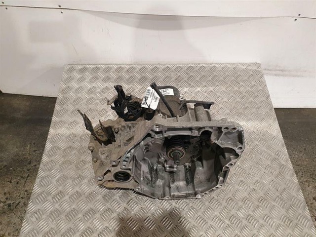 Nissan 32010 av708 Nissan 32010 av708