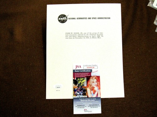 FRED HAISE BEST WISHES APOLLO 13 NASA ASTRONAUT SIGNED AUTO NASA LITHO PHOTO JSA - Picture 3 of 4